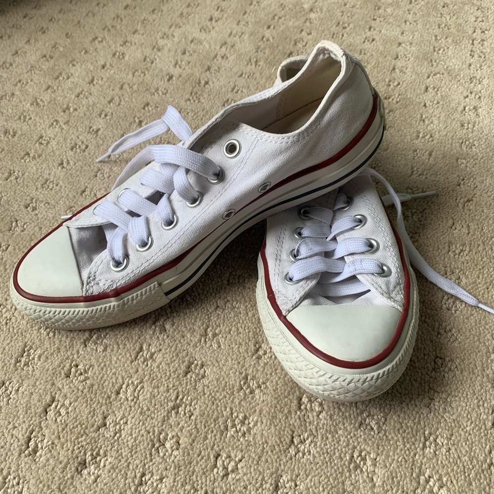 White Low Top Converse Women 7